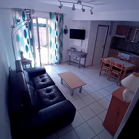 Maison Cosy 5 Couchages Дом отдыха *